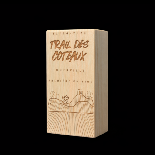 Wooden trophy engraved Totem 12cm x 9cm