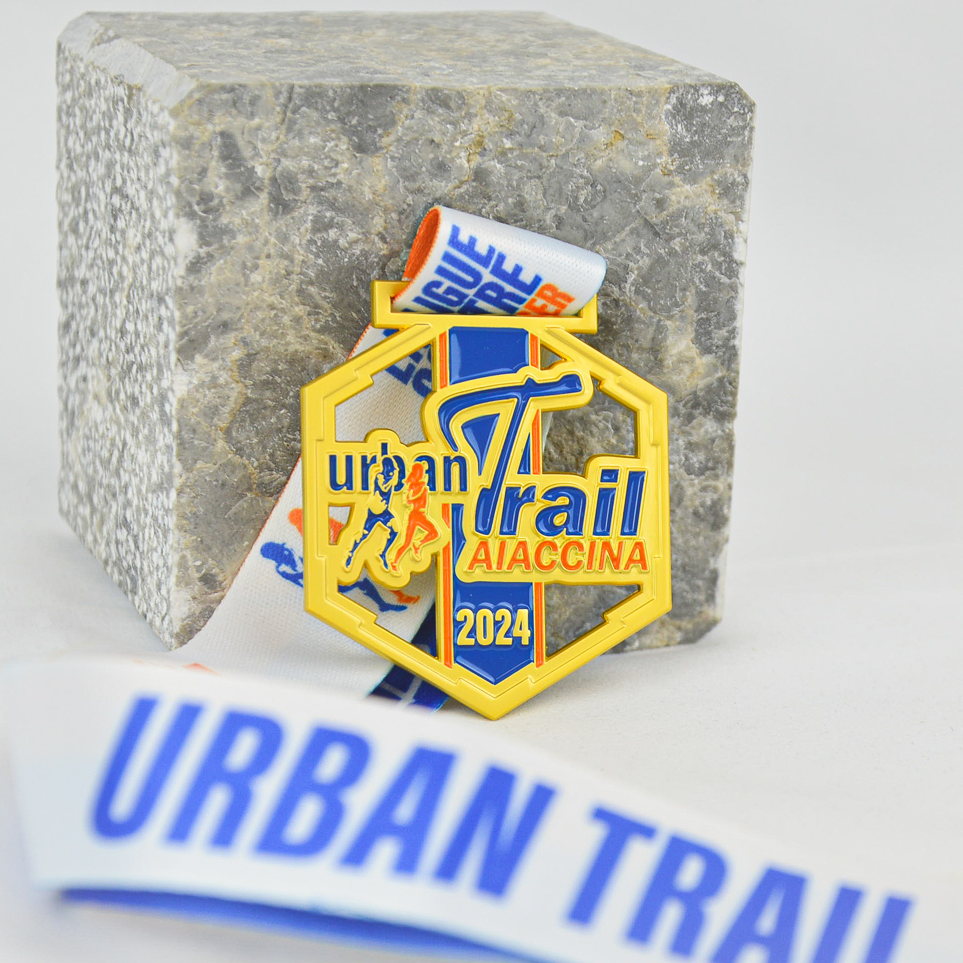 Médaille De Course Virtuelle InCa Trail Running, Objet Modifié