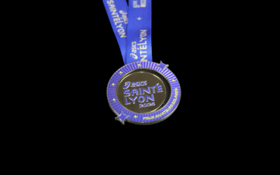 Médailles podiums Asics SaintéLyon 2025
